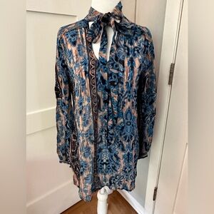 Plenty by Tracy Reese size XS pussybow blouse in blues and tans